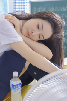 爱得色放